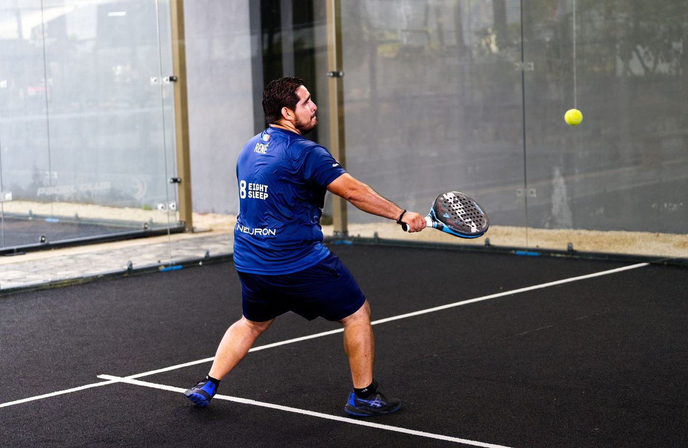 Oogartsen waarschuwen: draag beschermbril bij padel om ernstig letsel te voorkomen