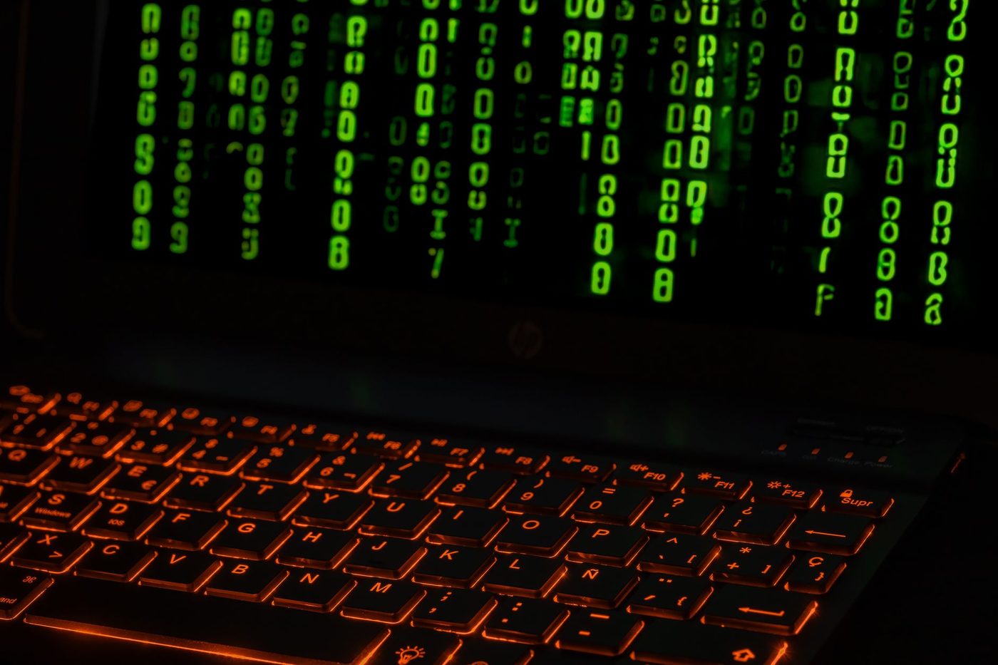 Onderzoek pleit voor bouwen vanuit broncode om software-aanvallen te voorkomen