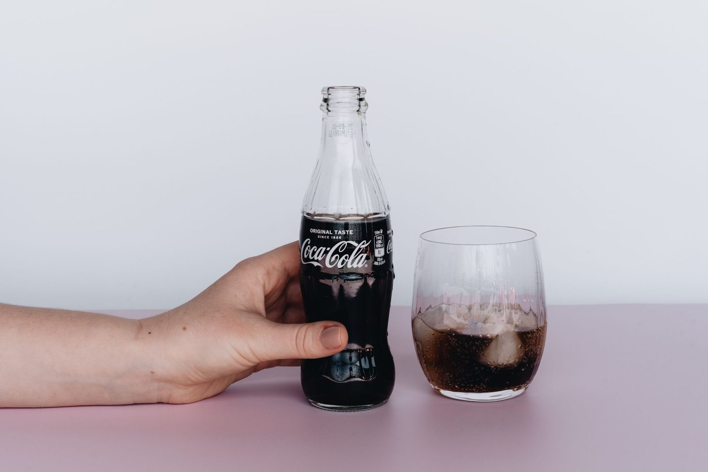 Coca-Cola roept flesjes terug: etiket zegt suiker, inhoud is suikervrij