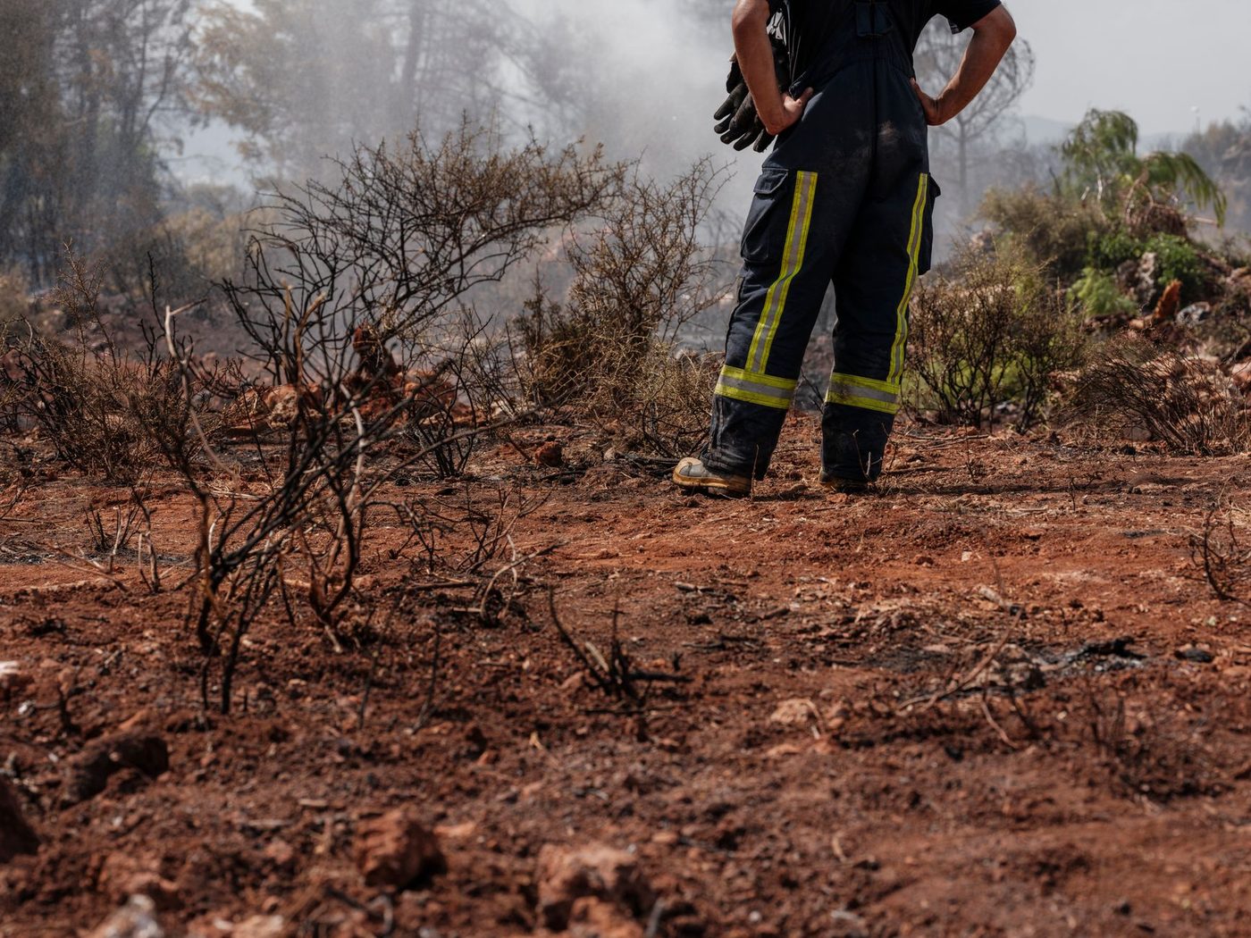 Brandweer strijdt tegen kritieke natuurbranden in Zuidwest-Frankrijk