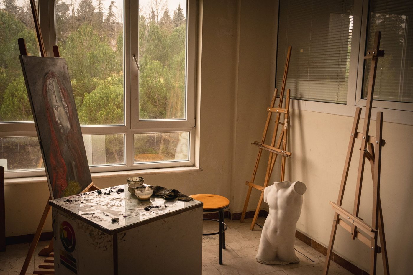 Kunstacademie Hasselt weer open na kwikincident