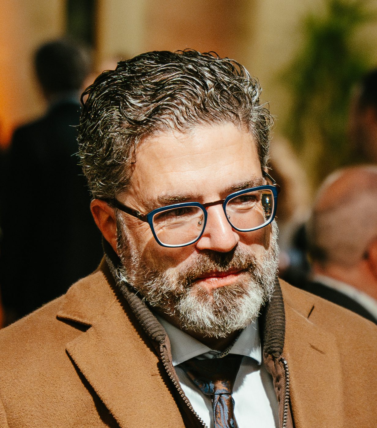 De complexe vader-zoonrelatie van viroloog Steven Van Gucht
