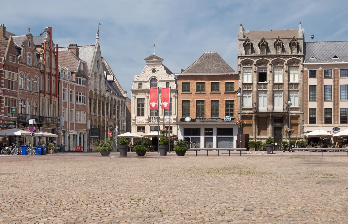 Lier laat historische Grote Markt stralen met nieuwe verlichting