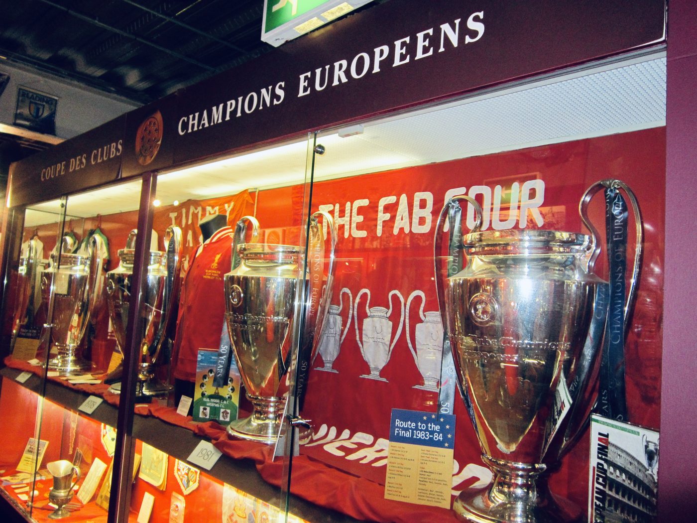 Liverpool toont veerkracht en domineert Galatasaray in Champions League