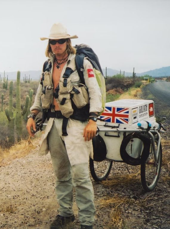 Na 28 jaar op pad: Britse avonturier Karl Bushby keert terug naar huis
