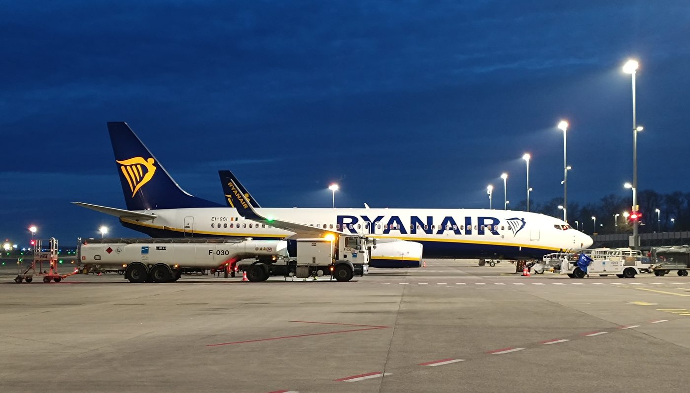 Brandstoflek zorgt voor chaos op luchthaven Charleroi